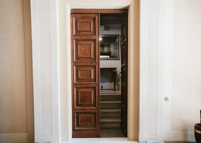 Castello Svevo شقة بورتو ريكاناتي